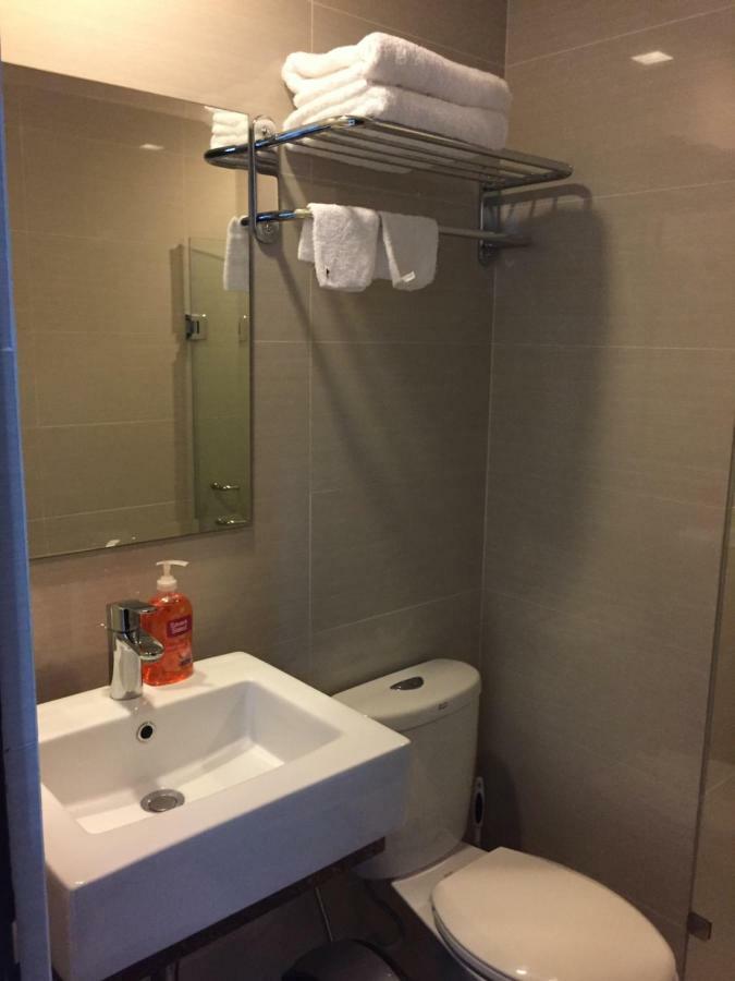 101 Newport Condo C2 Manila Eksteriør bilde