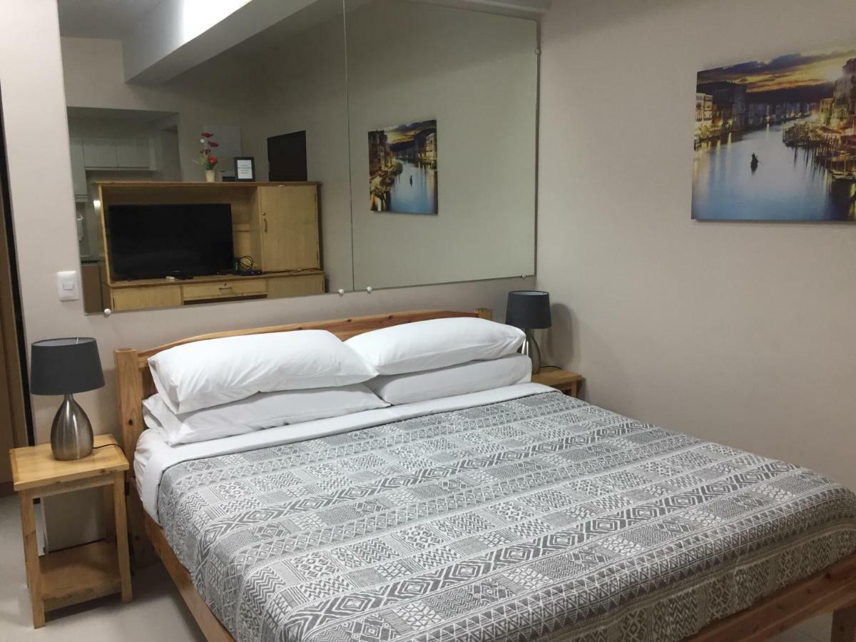 101 Newport Condo C2 Manila Eksteriør bilde